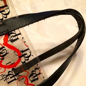 ❤️Gently used Dooney & Bourke see-through small tote bag. Durable. Versatile .🖤